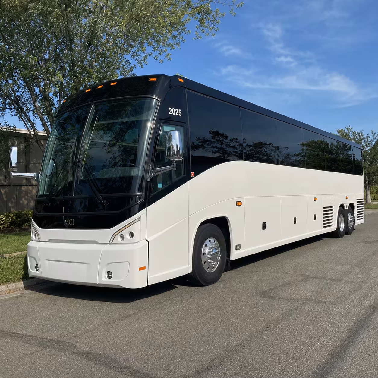 book long distance transportation in richmond or any city nearby