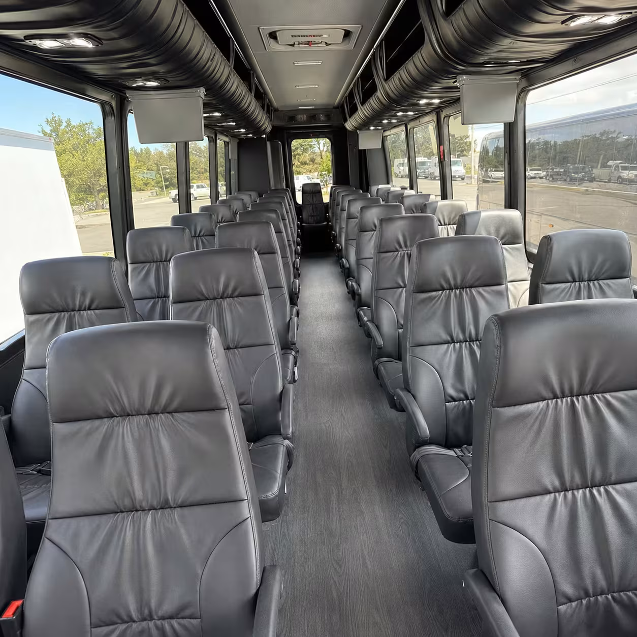 richmond 25 passenger minibus rental