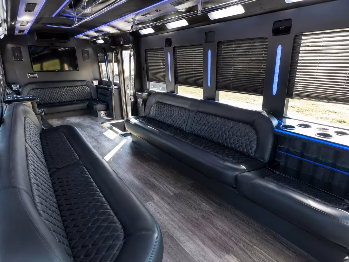 richmond prom night party buses for the whole group