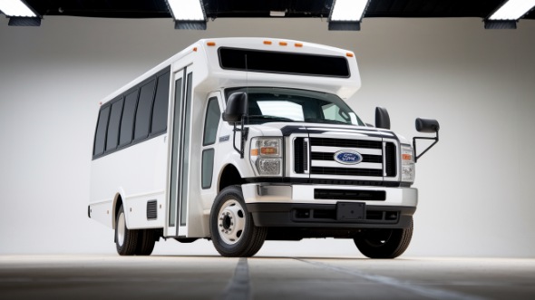 richmond 15 passenger minibus