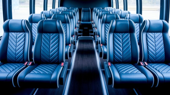 richmond 20 passenger minibus rental